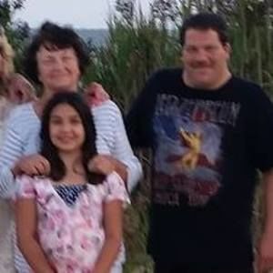 Meet your Posher, Mara